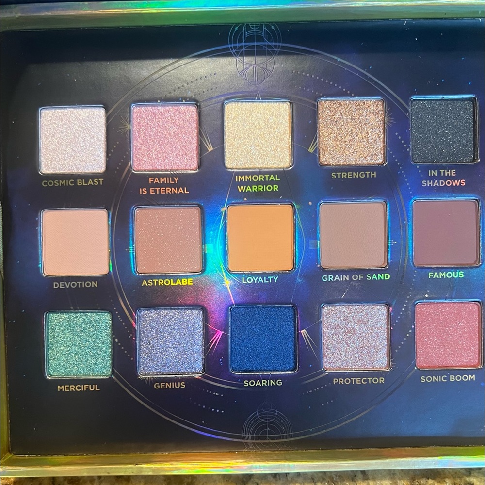 BNIB. urban decay Marvels